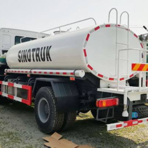 sinotruk howo tanker truck